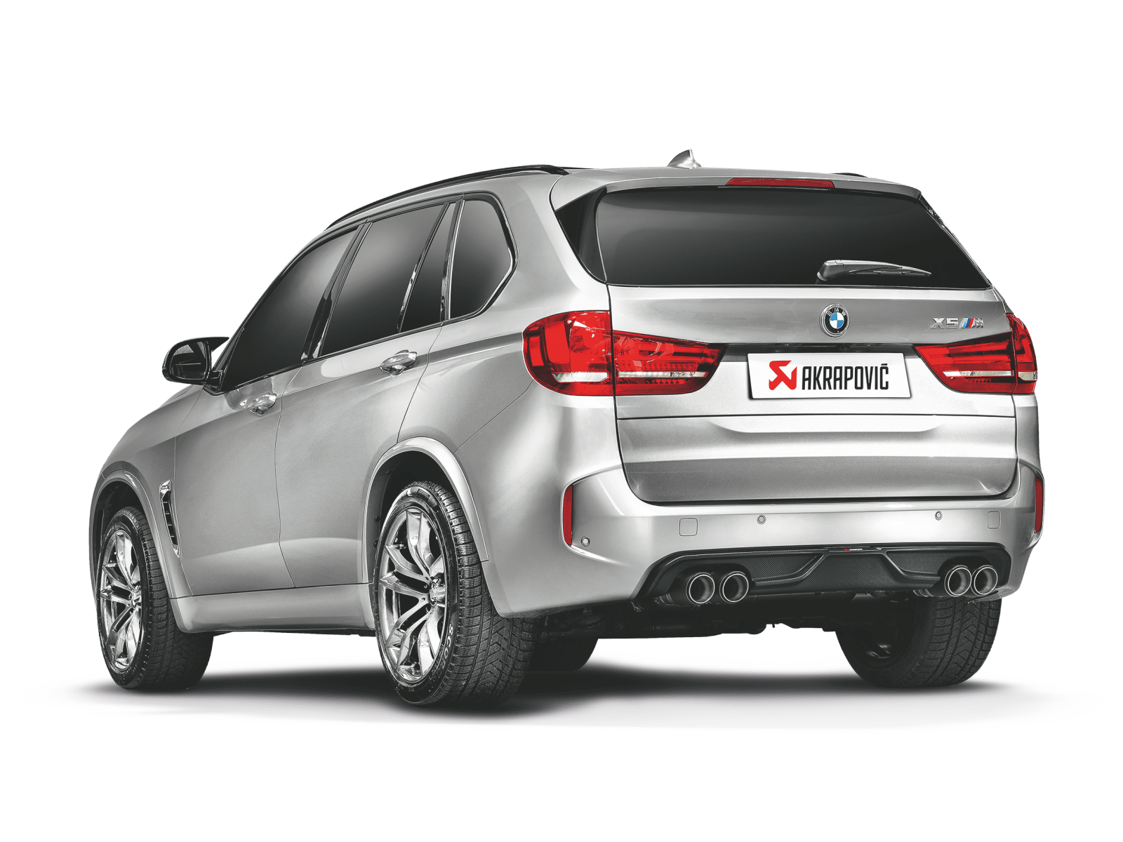 Diffuseur en carbone Akrapovic pour BMW X5 M F85 1