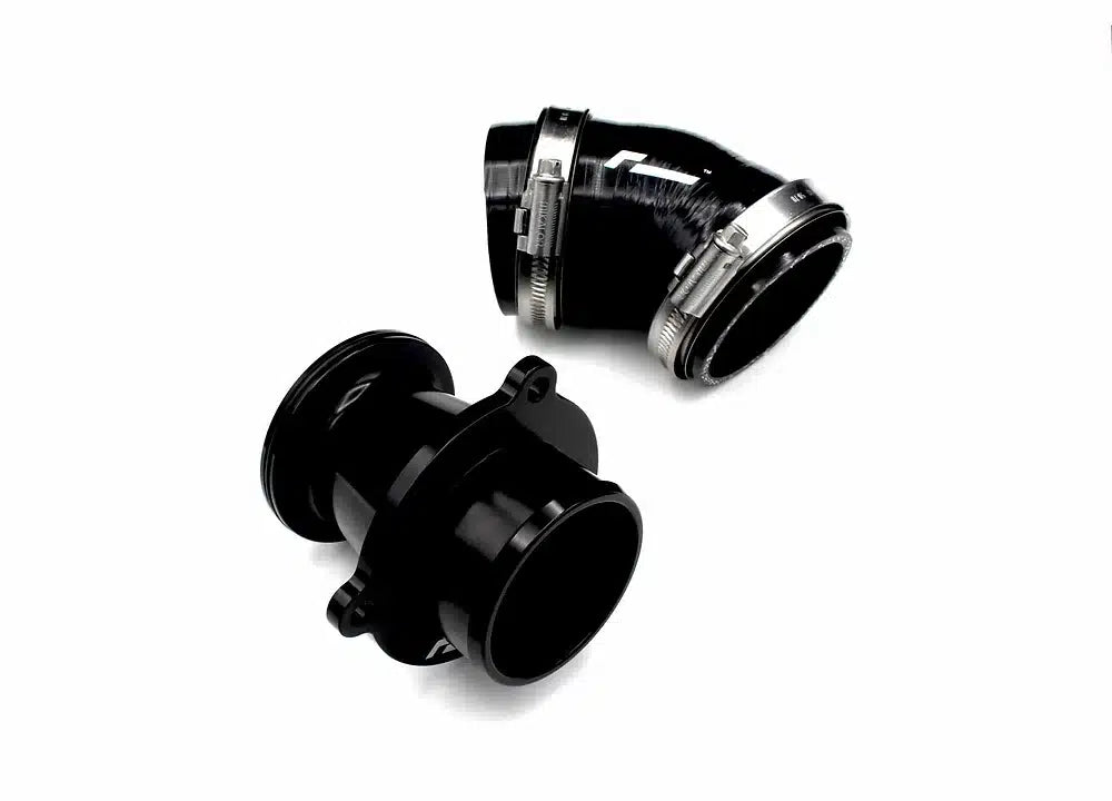 Eliminación del silenciador turbo Racingline VW Golf 8 GTI 3