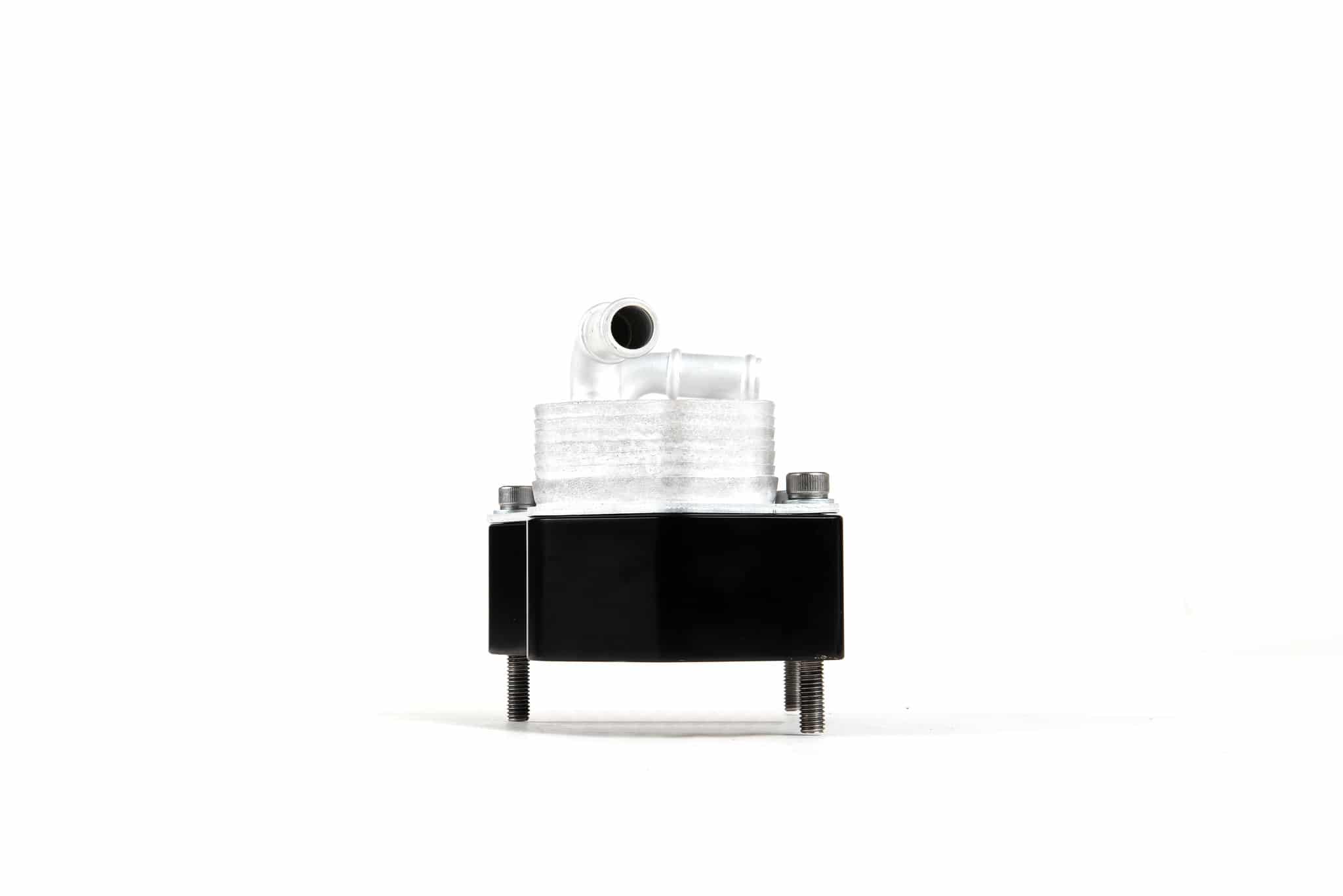 Enfriador de aceite Racingline Golf 7.5 GTI R S3 8V MQB DQ381 4