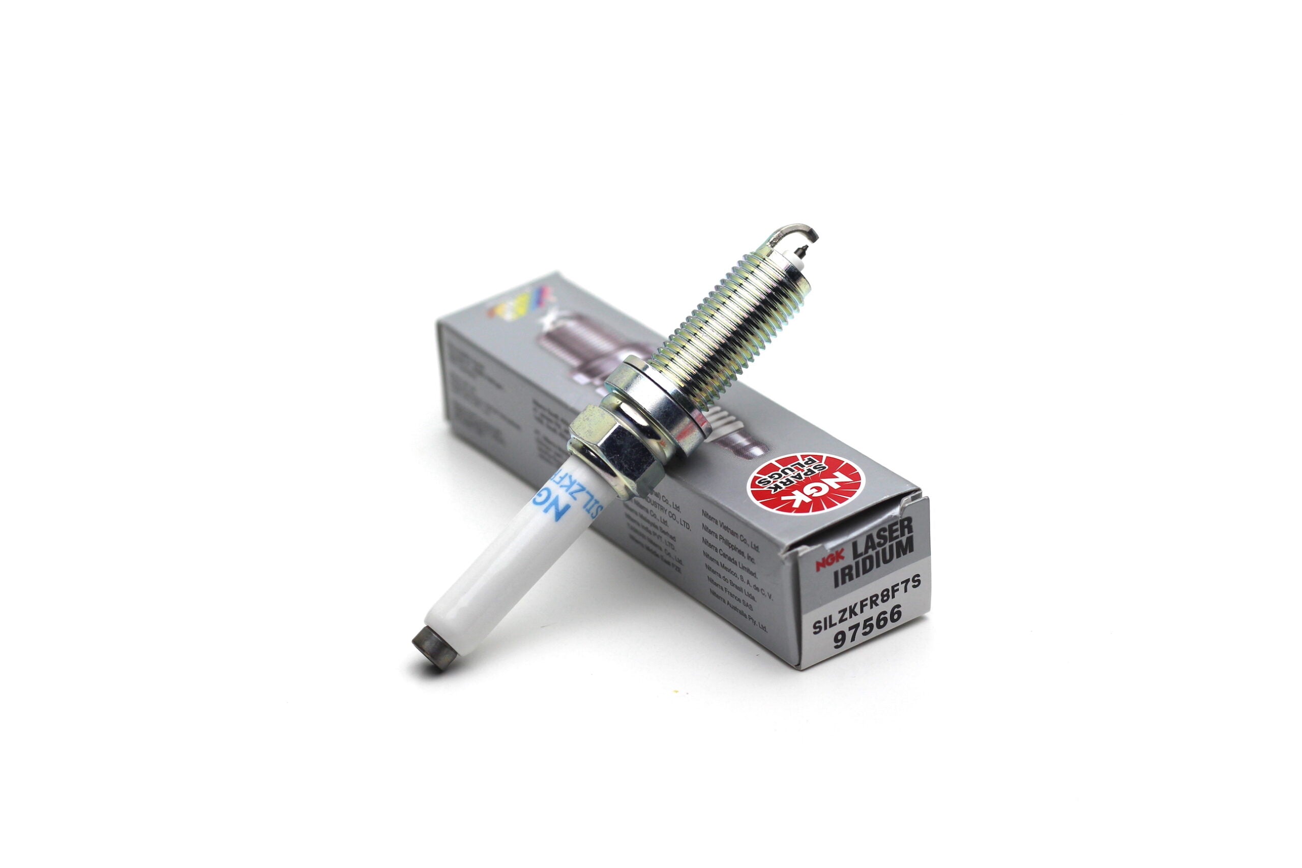 Vela de ignição NGK SILZKFR8F7S para Mercedes A35 CLA35 C63 E63 AMG GT