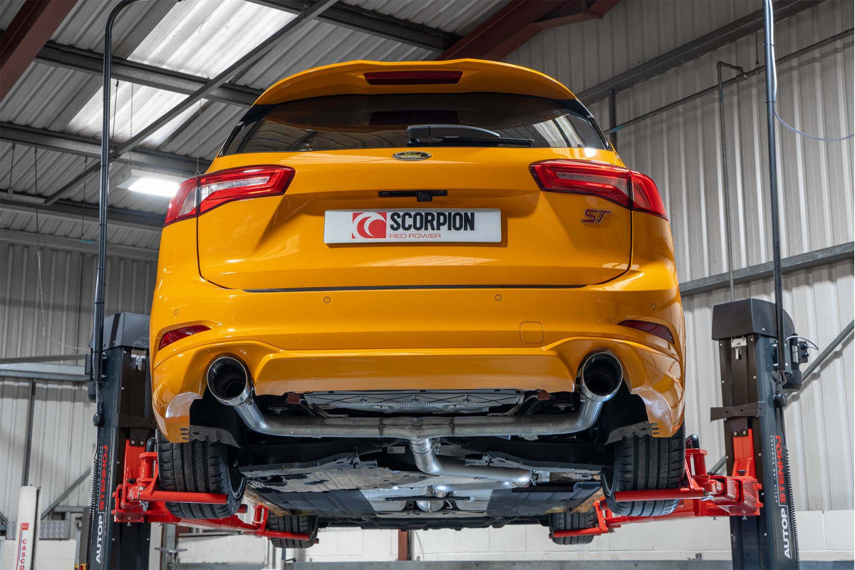 Sistema de protección contra impactos Scorpion Predator para Ford Focus ST MK4 04