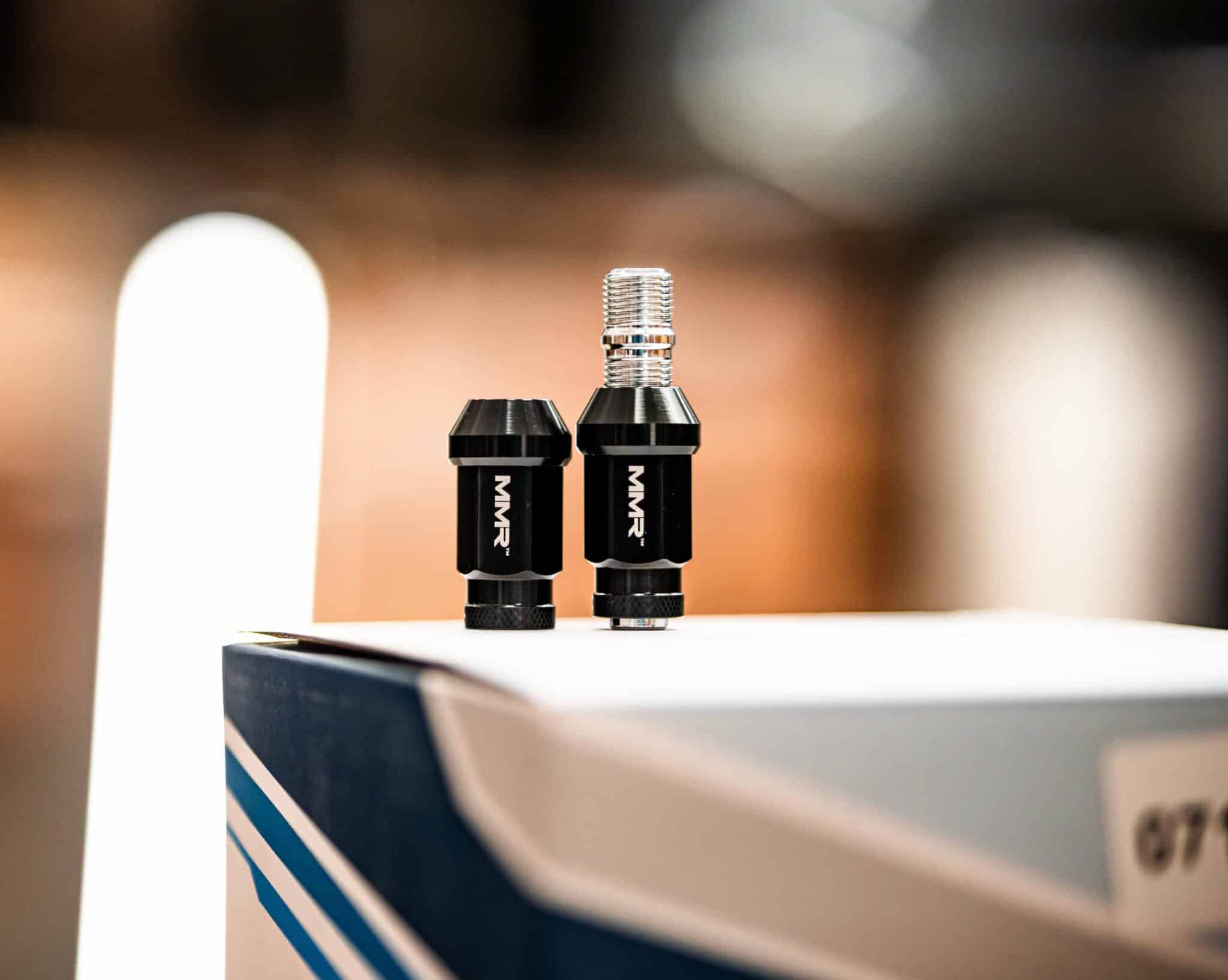 Kit de espárragos y tuercas de rueda MMR de 70 mm para BMW 5