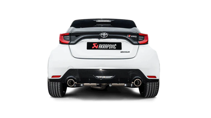 Neumáticos Akrapovic Slip On Race Line Titanium para Toyota Gr Yaris 1