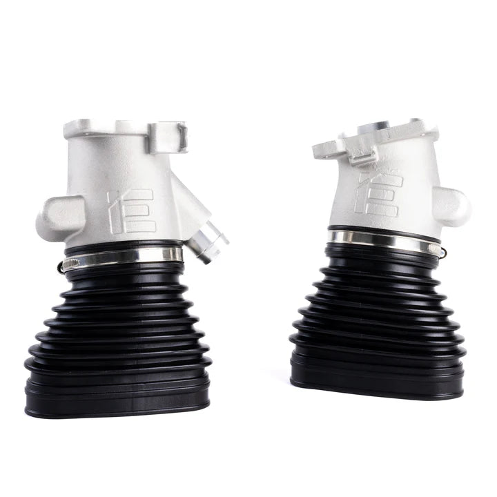 Tubos de admisión IE Turbo Audi C8 RS6 RS7 01