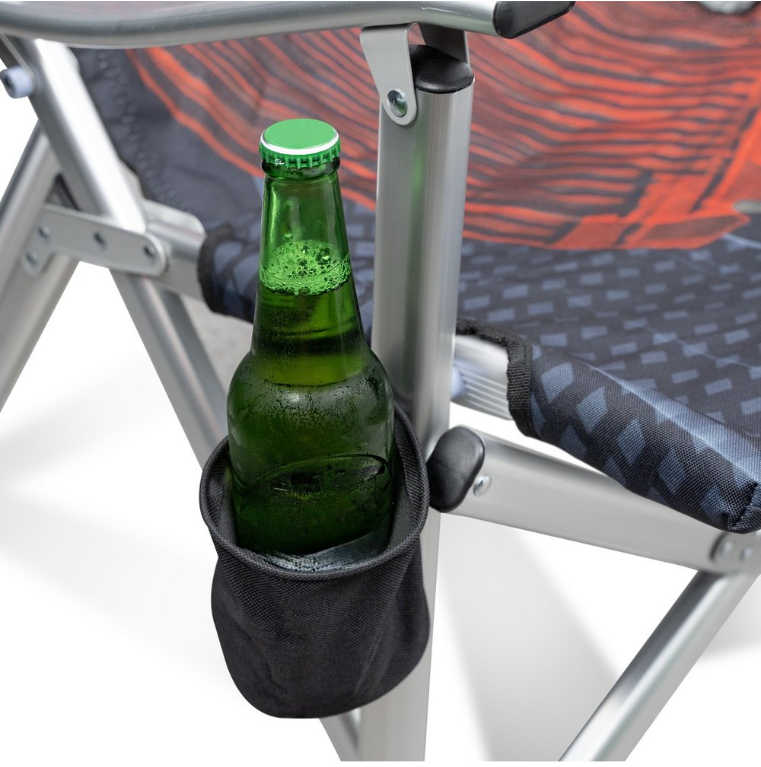 Cadeira de camping WAGNER TUNING para uso externo, preta e vermelha com estampa.