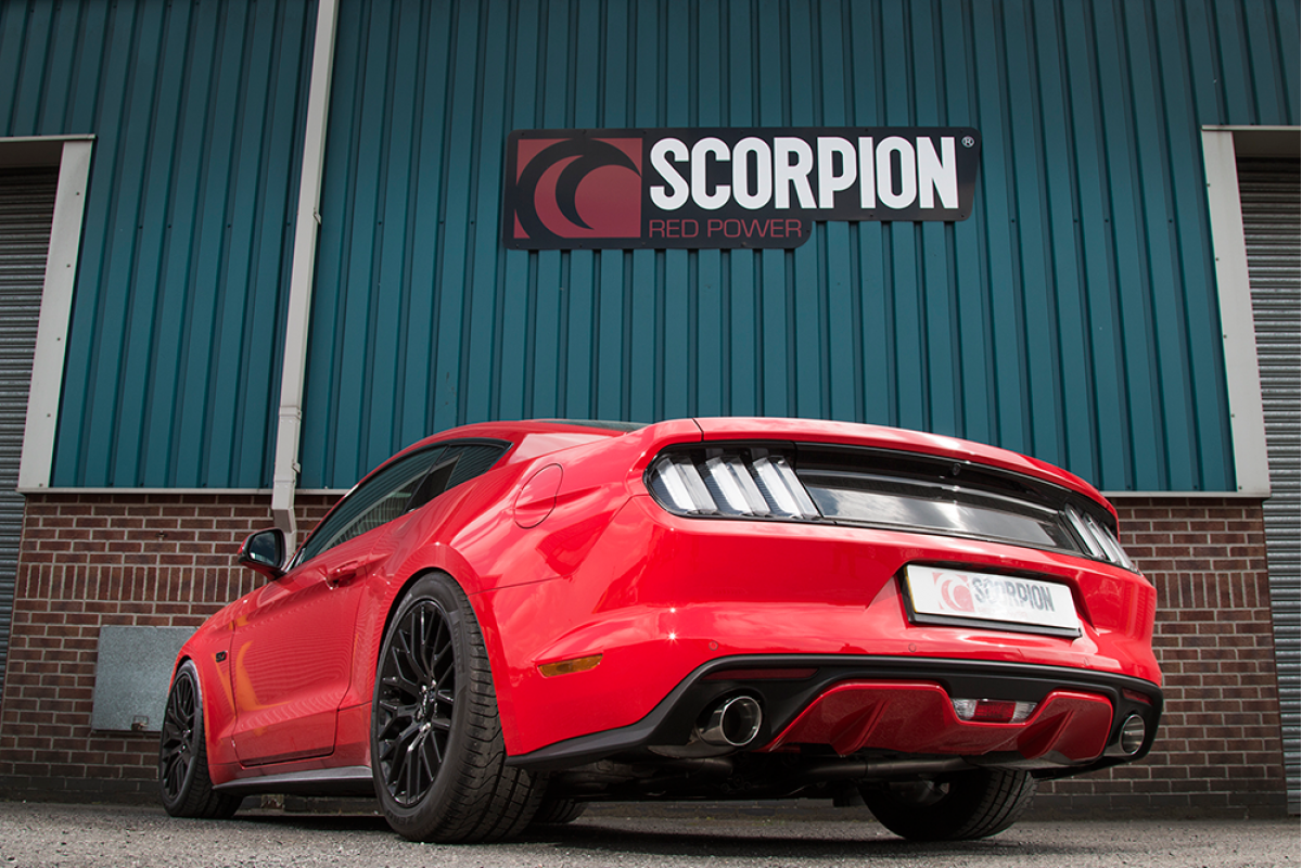 Sistema de respaldo de gato Scorpion Ford Mustang 5.0 V8 GT 4