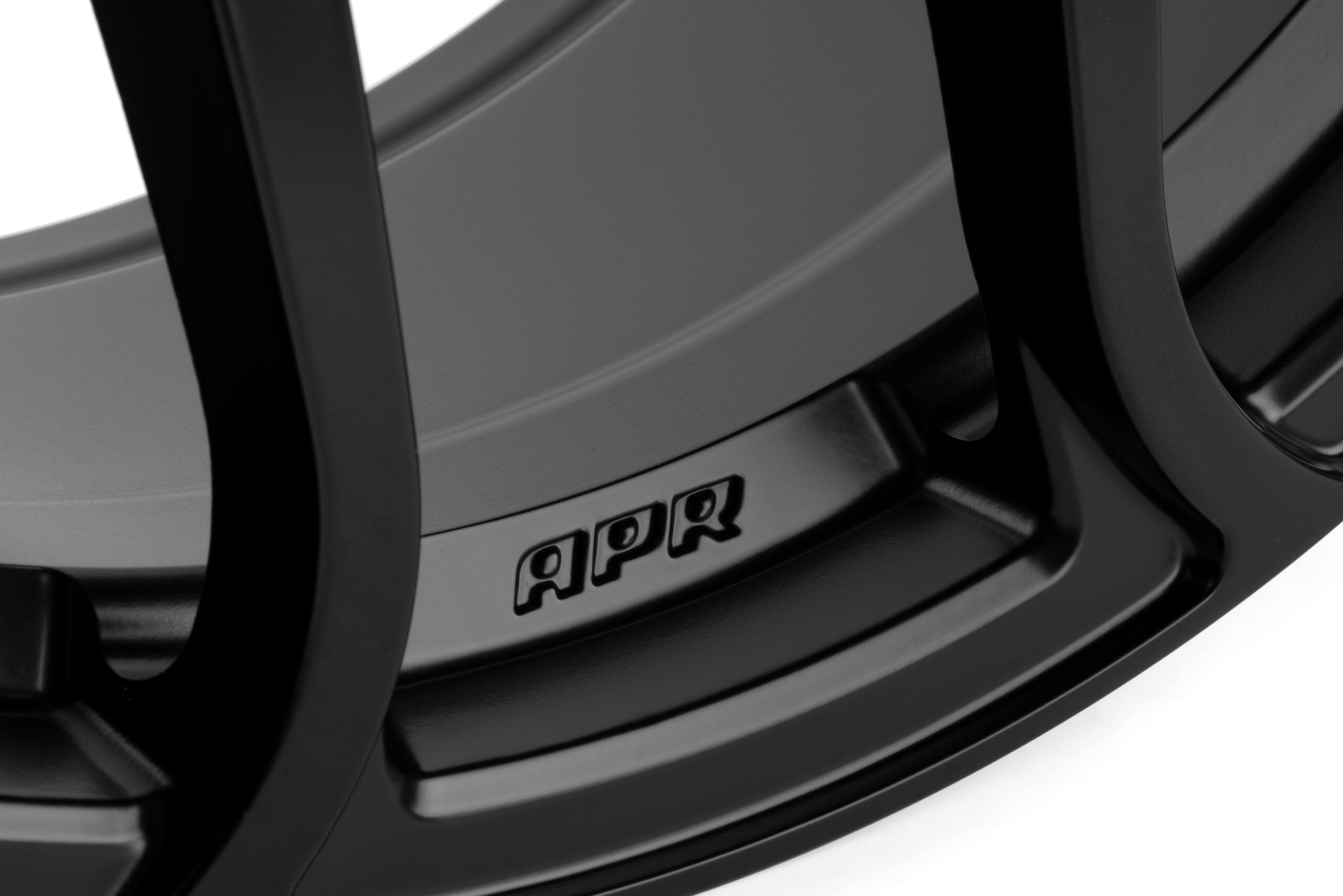 APR – Llanta A01 con forma Flow 20 x 9 – 5×112 ET42 – Negra