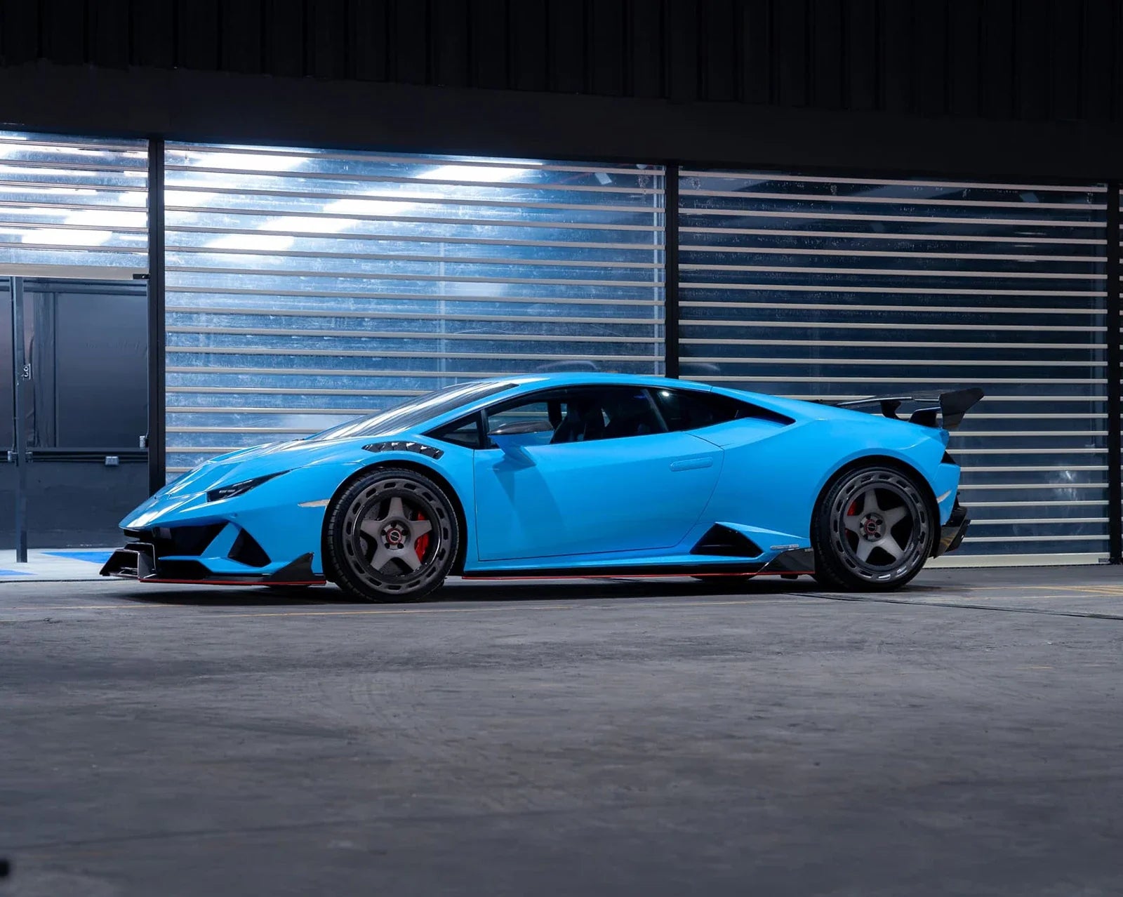 Sistema de elevación delantera izquierda ajustable Lamborghini Huracán 2