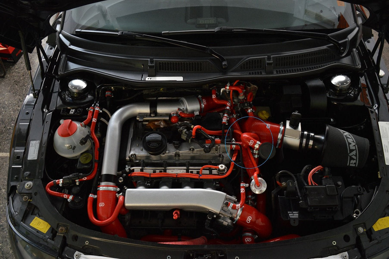 Tubo de respiro do cárter Creations Motorsport para Audi S3 8L 5